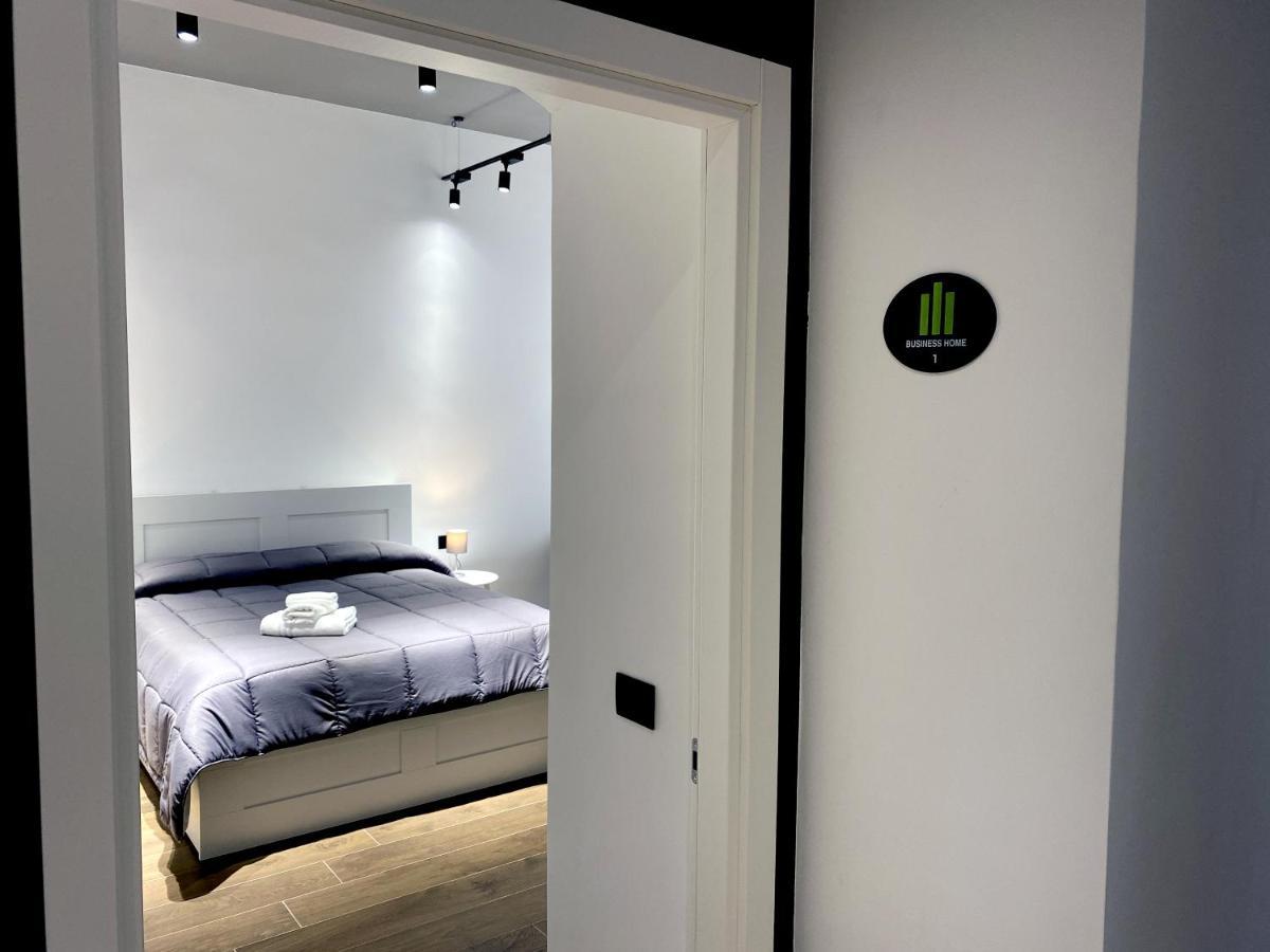 Business Home Via Isonzo B&B Foggia Eksteriør billede