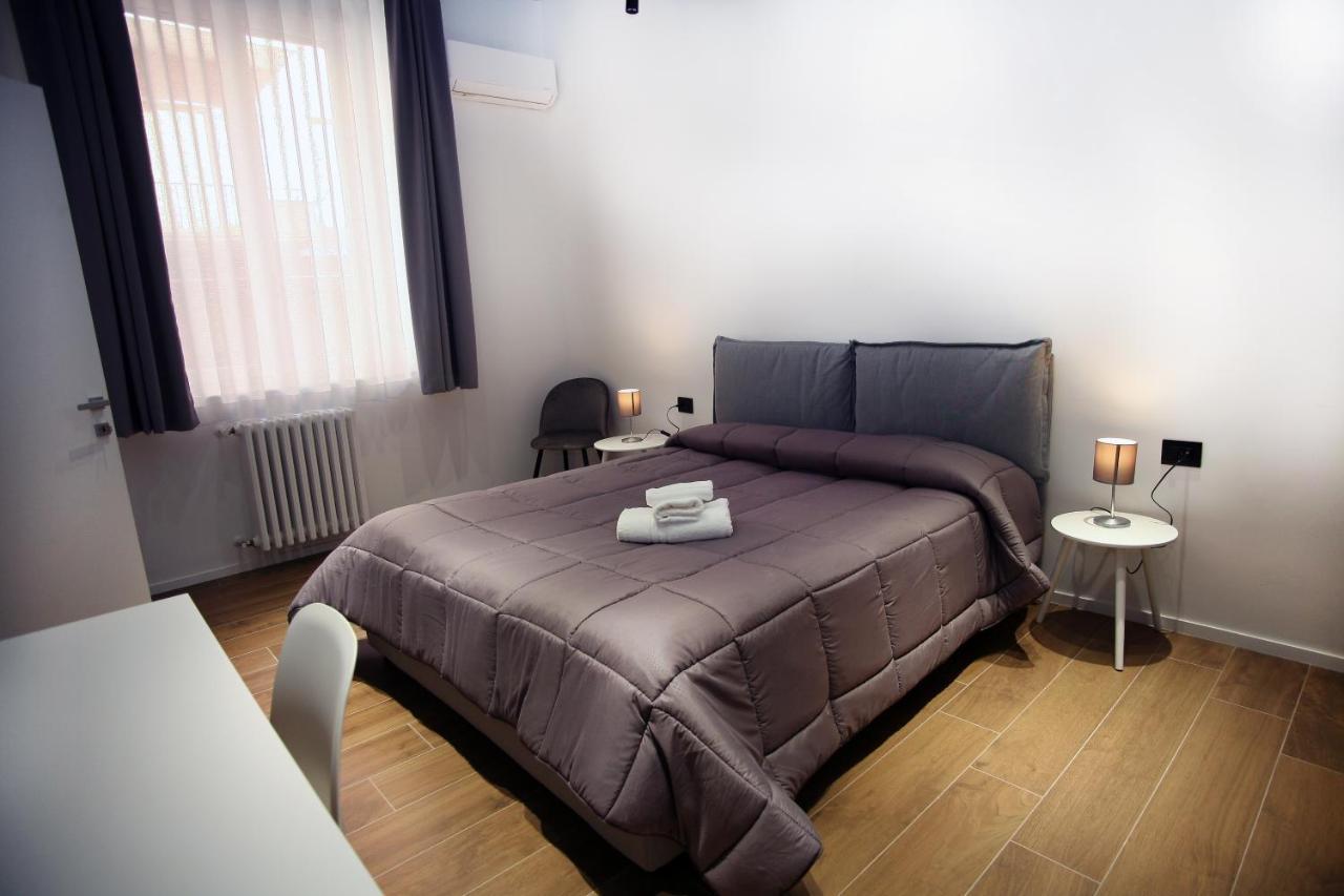 Business Home Via Isonzo B&B Foggia Eksteriør billede